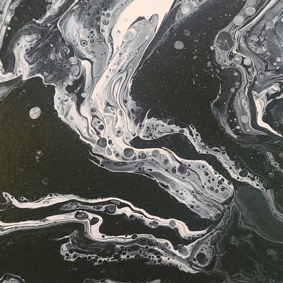 12"x12" HANDMADE PAINT POUR - Picture 2 of 3